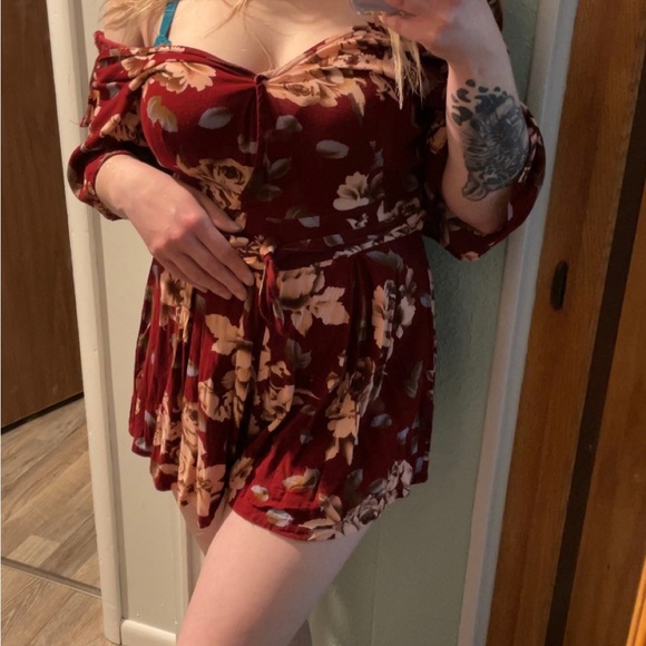 Floral Romper - Picture 1 of 2